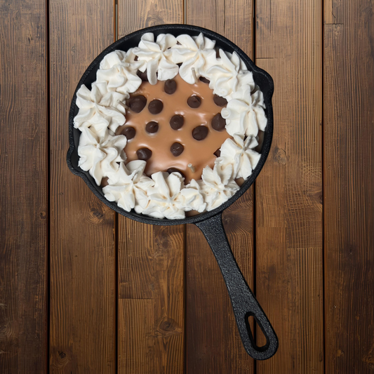 Chocolate Chip Cookie Cake Candle (8.5oz)
